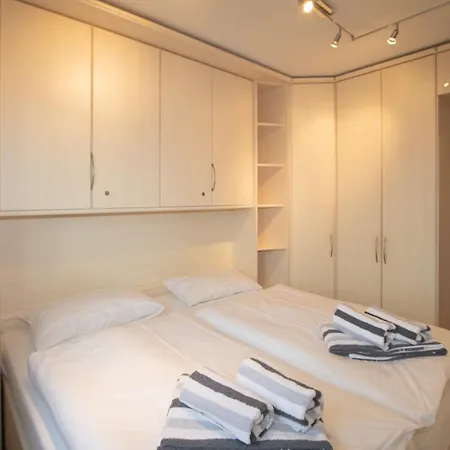 Zorn Διαμέρισμα